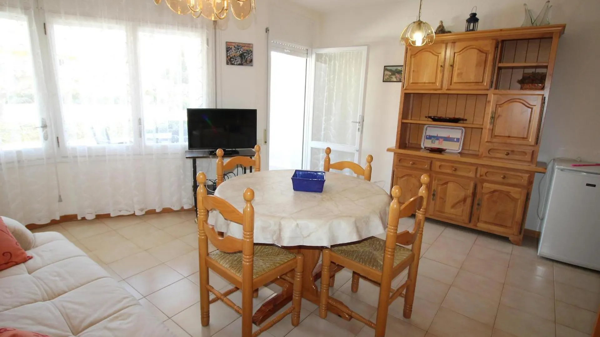 Apartmán Apartamento Soleado A 50M De La Playa Con Jardin Y Terraza - Llanca - Es-228-1